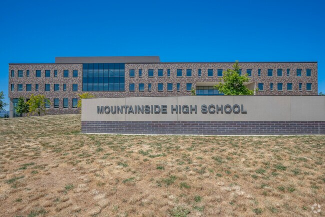 Students can attend A-rated Mountainside is an “IB for All” school.