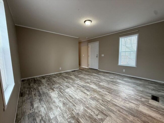 11783 Cascade Cir, Bruce Township, MI 48065 - photo 3