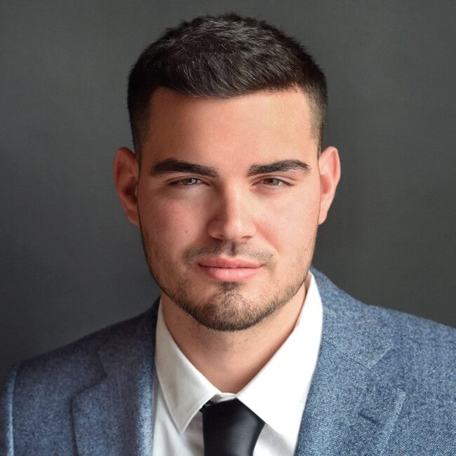 Agent Photo