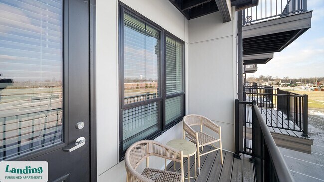 5811 Main St unit 1-319, McCordsville, IN 46055 - photo 6