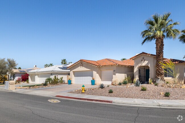 Many homes feature drought-resistant landscaping that thrives in the climate of Desert Willow.