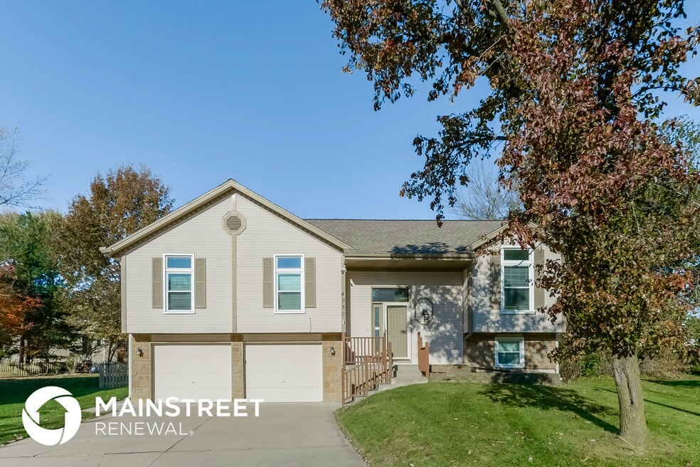 4050 SW La Harve Dr, Lee's Summit, MO 64082 - photo 1