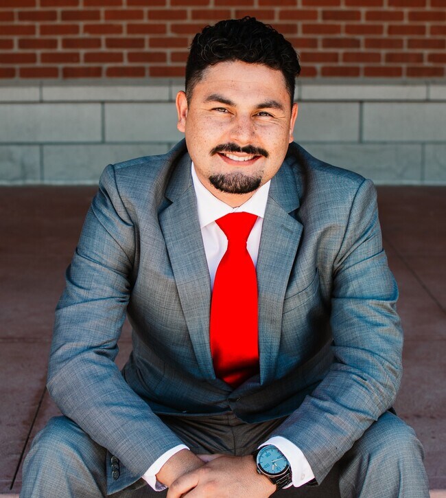 Agent Photo