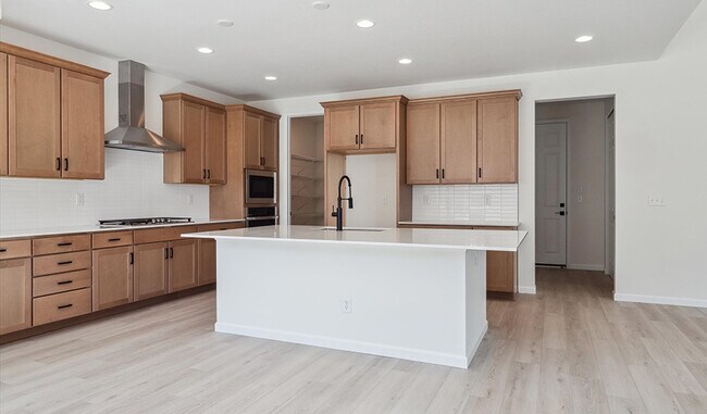 4729 Twelve Oaks Way, Castle Rock, CO 80104 - photo 2