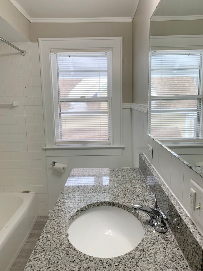 43 Mayfield Ave NE, Grand Rapids, MI 49503 - photo 7