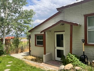 131 Crowley Lake Dr, Crowley Lake, CA 93546