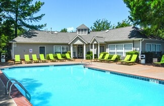 5186 Church Lake Dr, Southaven, MS 38671