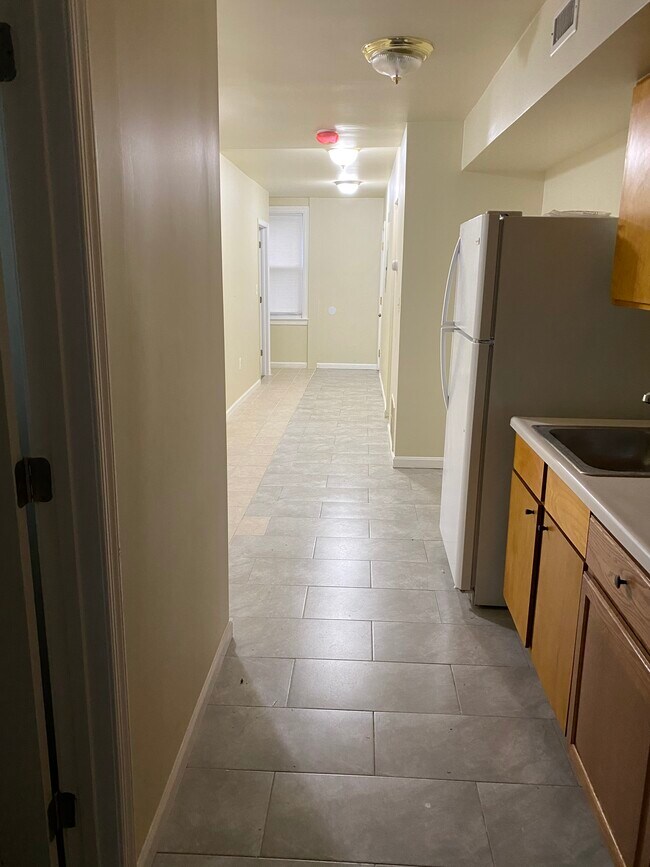 1230 18th Place NE unit 2, Washington, DC 20002 - photo 5