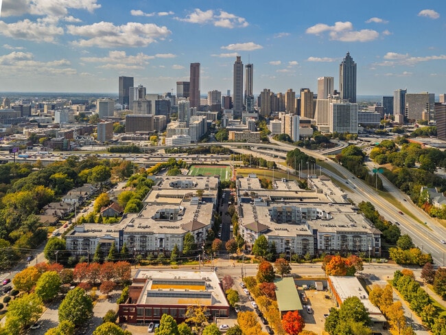 Aerial of The Lookout O4W