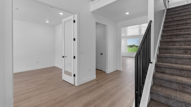 1586 E 920 N, Salem, UT 84653 - photo 2