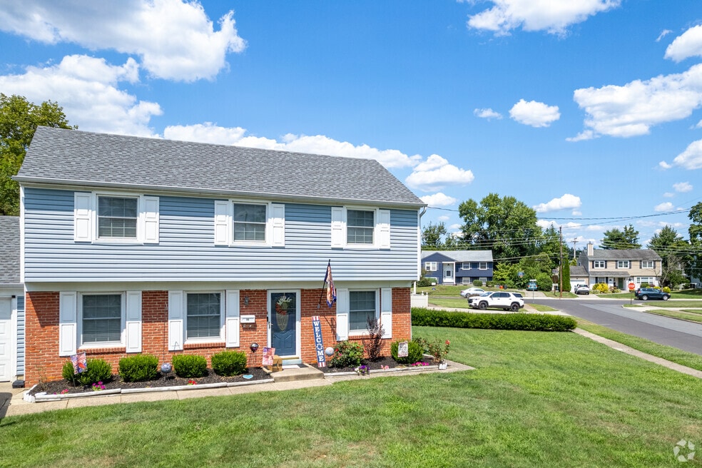 Neighborhood_Stratford_V2_103123