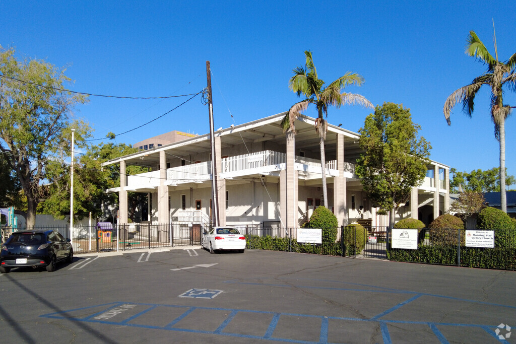 Frontiers Academy serves the students of University Park and Town Center.