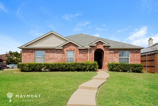1253 Flower Ridge Dr, Lancaster, TX 75134