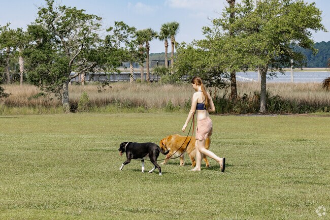Rivertowne has green space along the Wando River and is perfect for walking dogs.