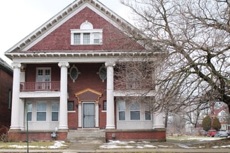 612 Clairmount Ave, Detroit, MI 48202