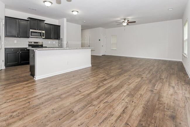 4319 Drifter Dr, Charlotte, NC 28227 - photo 7