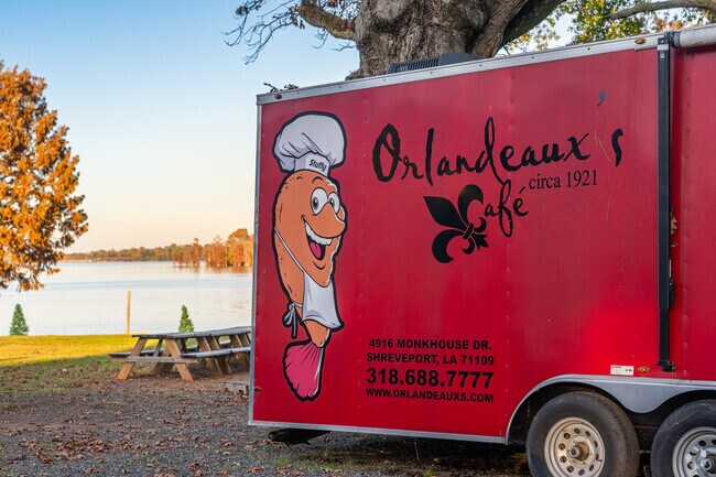 Stop by Orlandeaux's Cafe near Lakeshore for a delicious meal by the water.