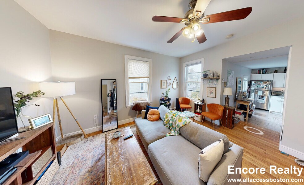 13 Pleasant St unit 2, Cambridge, MA 02139 - photo 1