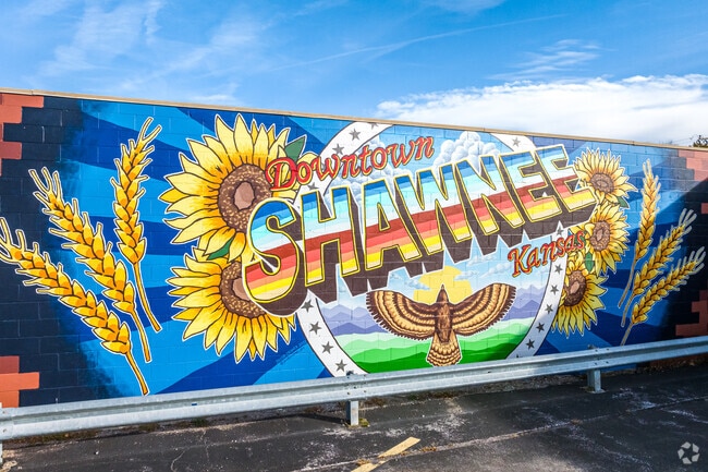 In Downtown Shawnee you'll find fantastic shops, restaurants, and festival style events.