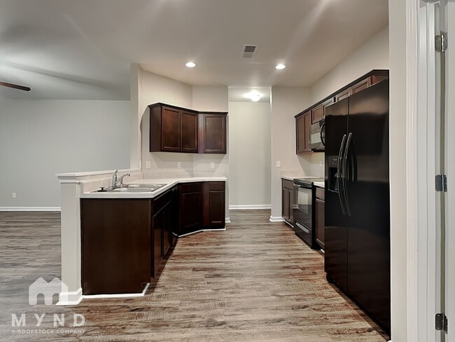 280 Americana Dr, Odenville, AL 35120 - photo 4