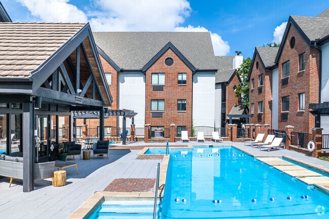 Avia Apartments on College Blvd (Overland Park), Overland Park, KS 66210 - photo 5