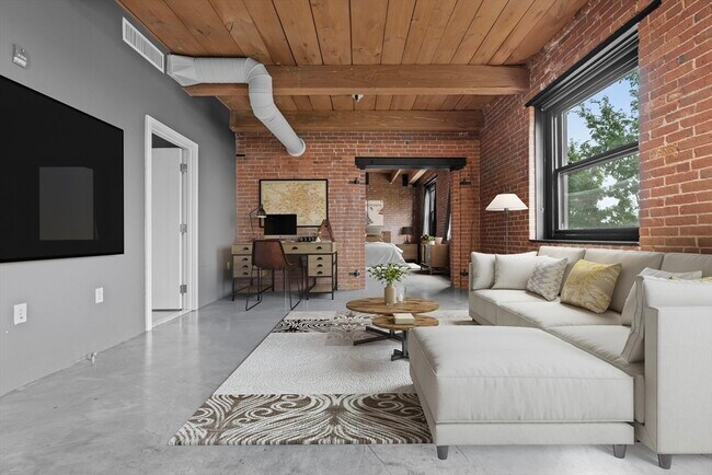 The 1850 unit 403, Boston, MA 02118 - photo 6