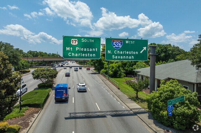From Snee Farm to Highway 17 residents can connect to Interstate 526 to the Charleston Airport.