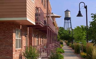 5498 Zephyr Ct, Arvada, CO 80002