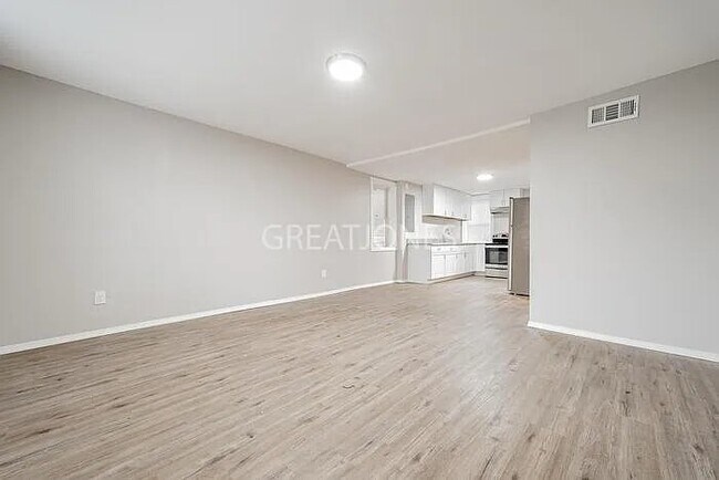 3416 Gasconade St, Saint Louis, MO 63118 - photo 7