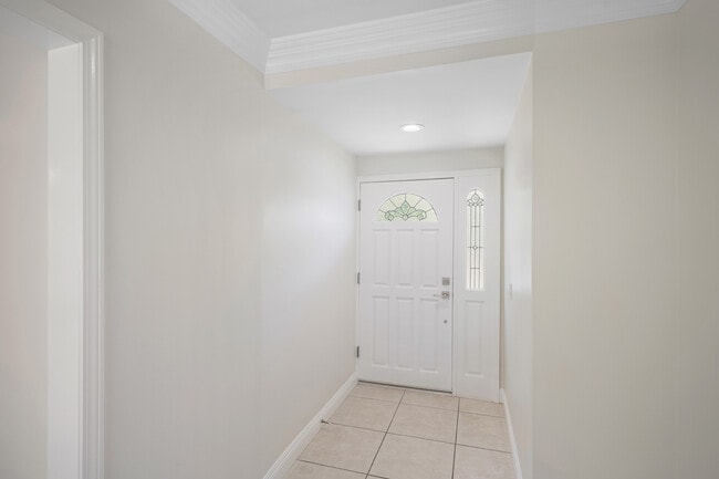 3805 Los Olivos Ln, La Crescenta, CA 91214 - photo 3