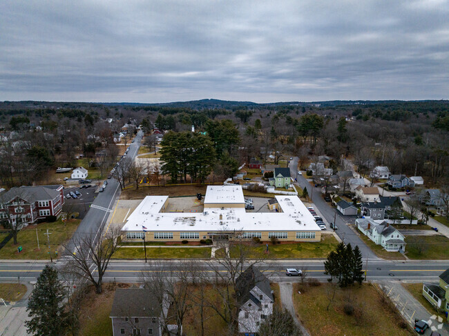 Library Street School is a kindergarten located in the town of Hudson, NH.