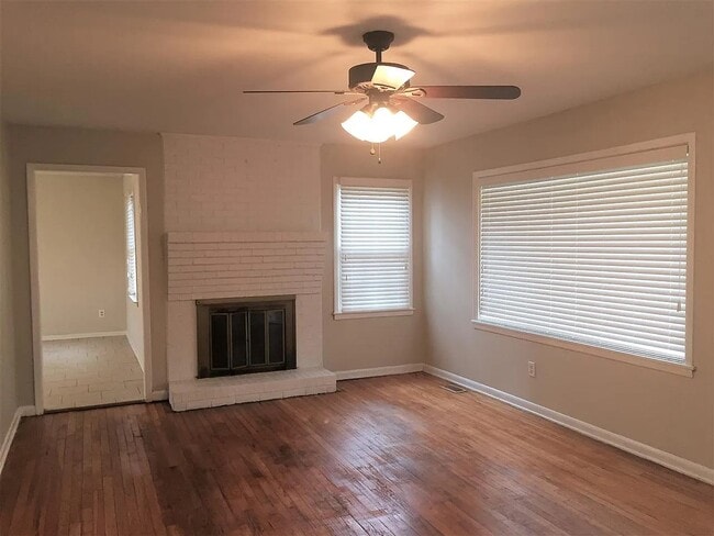 407 Collins Ave, Centerville, GA 31028 - photo 2