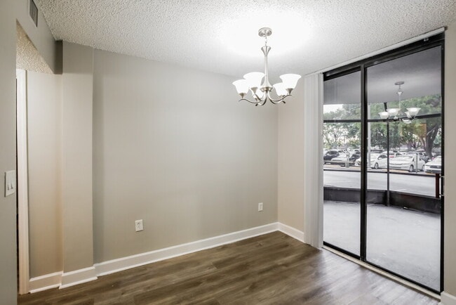 Verabella Falls, Miami, FL 33193 - photo 6