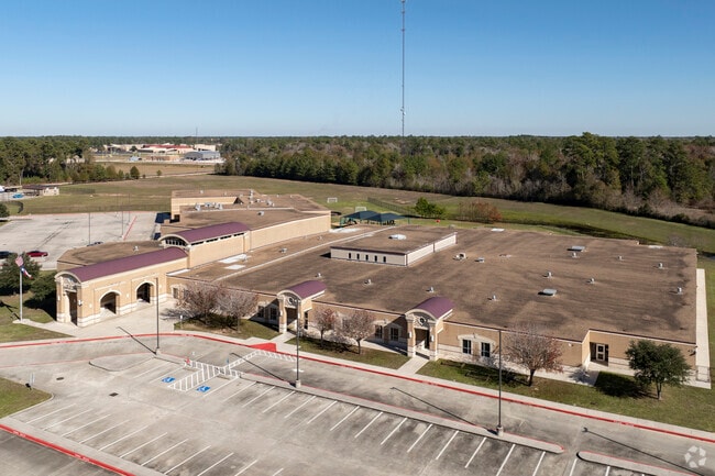 Milam Elementary School is located in Conroe, Texas.