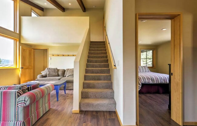 58330 Donner Summit Rd unit Sugar Bowl View Apar, Norden, CA 95724 - photo 5