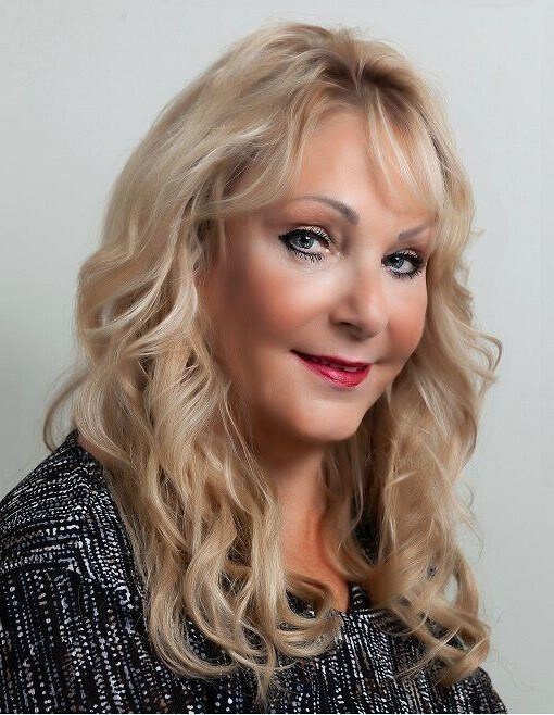 Vicki Wyatt Jones