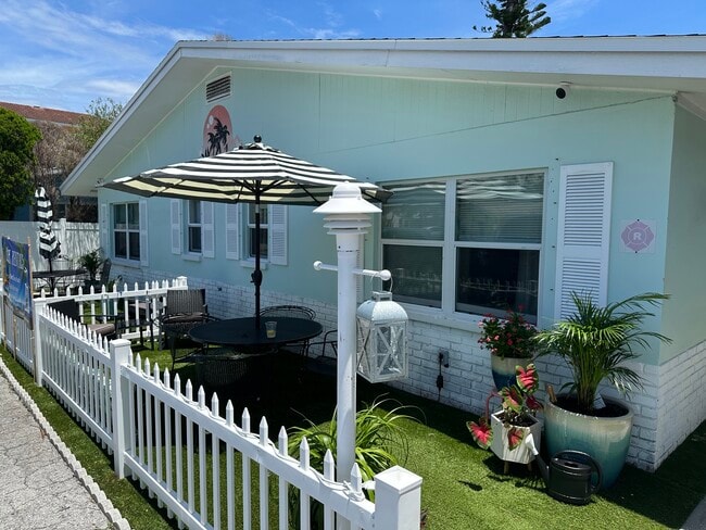 520 69th Ave unit 1, Saint Pete Beach, FL 33706 - photo 3