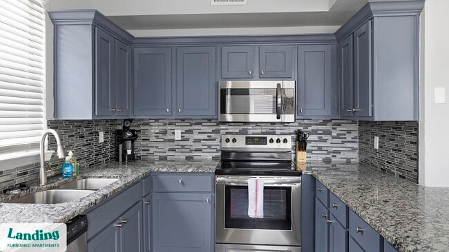 533 Fossil Creek Blvd unit 1214, Haltom City, TX 76137 - photo 2