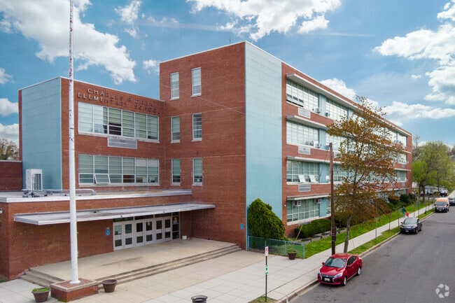 Drew Elementary School has a C grade on Niche.