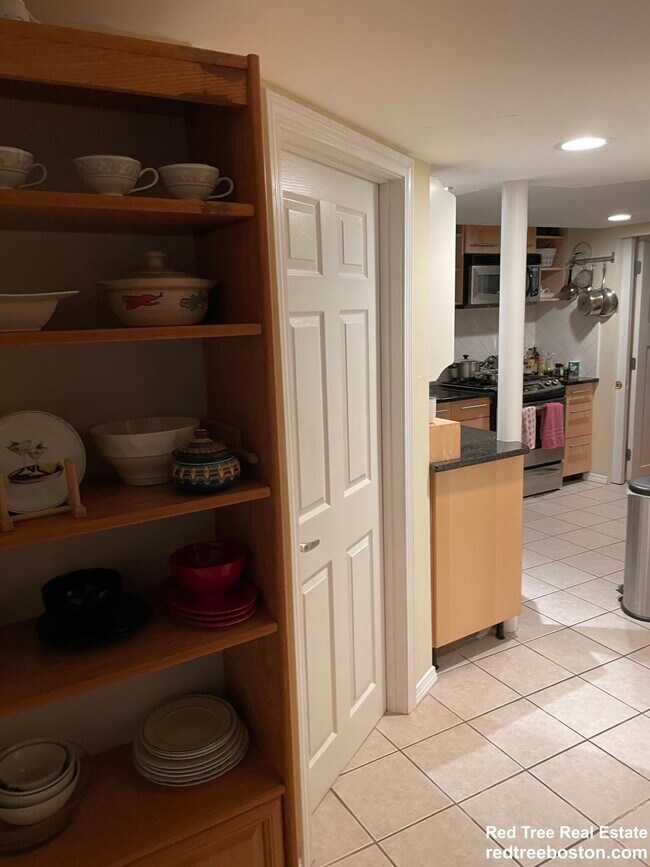 8 Fulkerson St, Cambridge, MA 02141 - photo 7