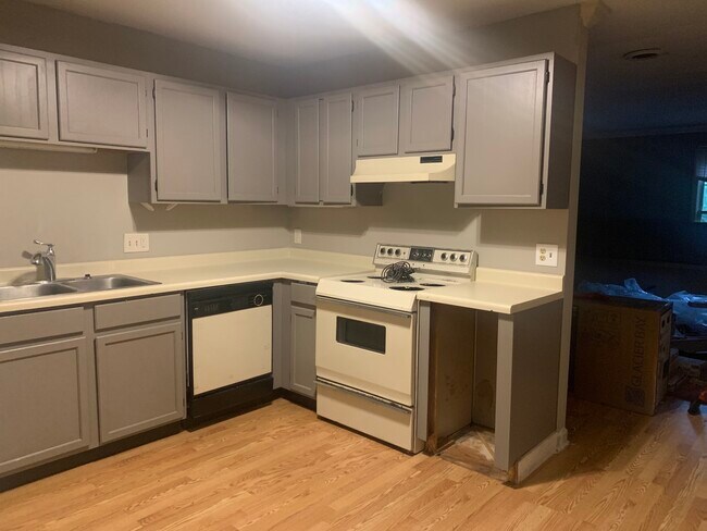 121 Arcadia Ln unit C, Oak Ridge, TN 37830 - photo 5