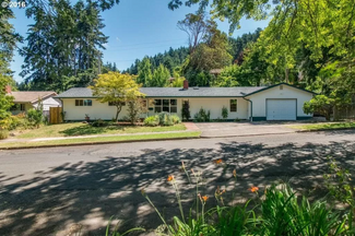 3475 Potter St, Eugene, OR 97405