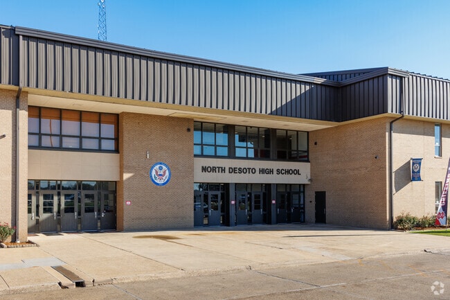 Entrance of  North Desoto High School.