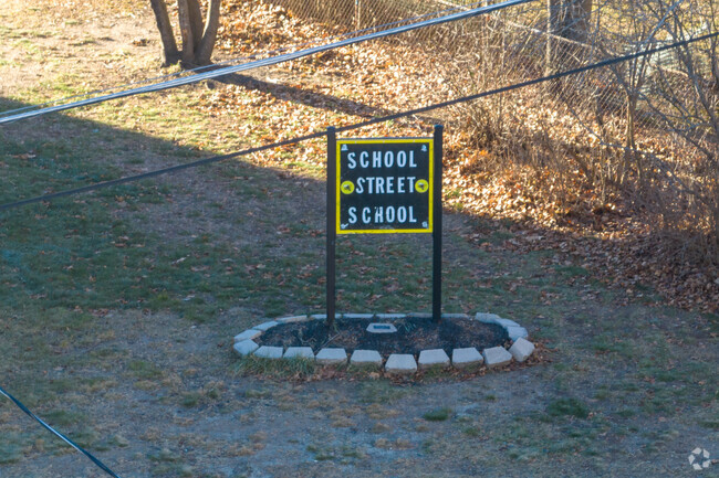 School Street School is a public school in Strafford County for students K-4.