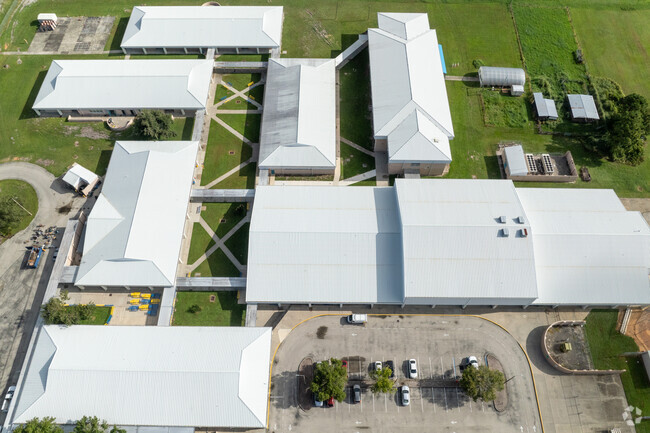 Hill-Gustat Middle School has multiple buildings making up the diverse campus.