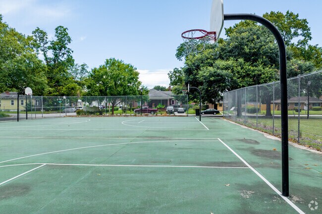 Basketball courts are in abundance at Cann Park.