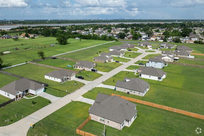 New homes built on large lots give Waggaman residents some extra space.