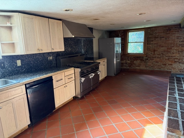 1906 S Pennsylvania Ave, Wellston, OH 45692 - photo 4