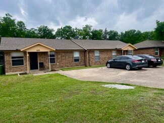 8337 Clifford St, White Settlement, TX 76108