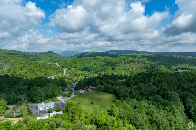 Outdoor-loving Elk Park residents value nearby hiking, fishing, and scenic drives.